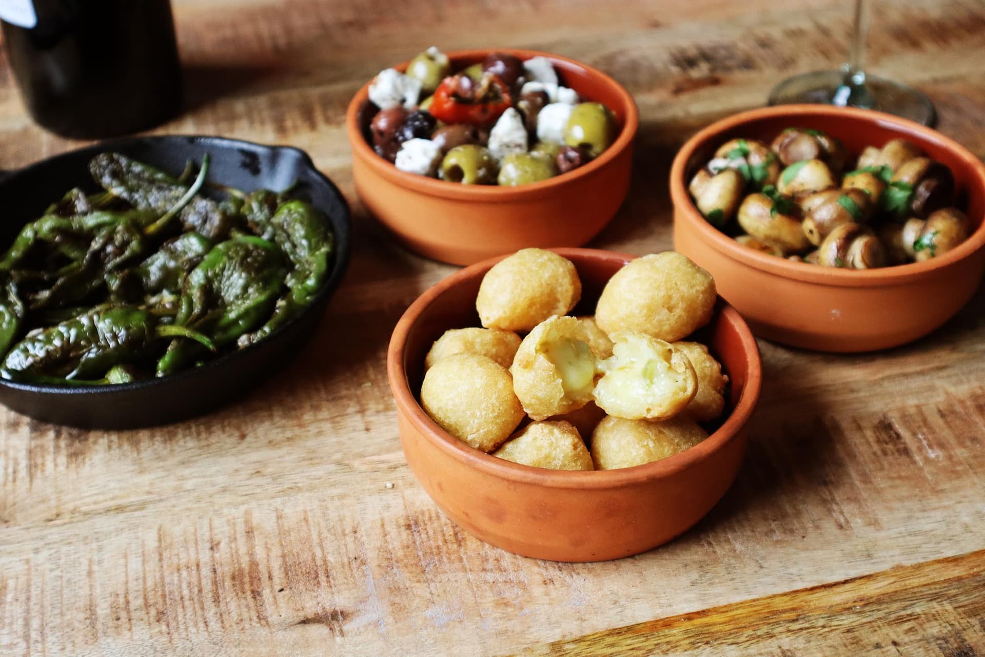 Vegan Tapas with Chilli Cheez Bites