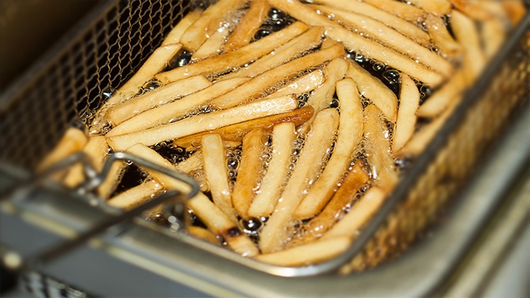 Skinny Fries in Deep Fryer